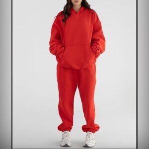 Comfrt minimalist hoodie & sweatpants